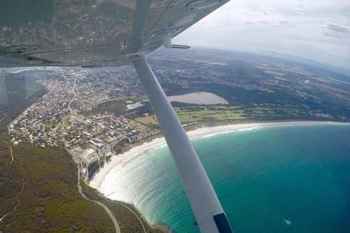 Perth to Leeuwin Estate: Scenic Flight & Winery Lunch in Margaret River photo 2