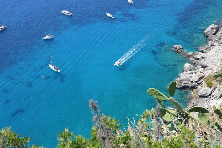 Private boat excursion from Sorrento to Capri and Positano: coastal cruise guide photo 2