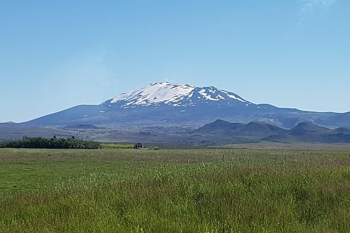Private Golden Circle Day Tour from Reykjavik — Geysers, Gullfoss & Thingvellir photo 6