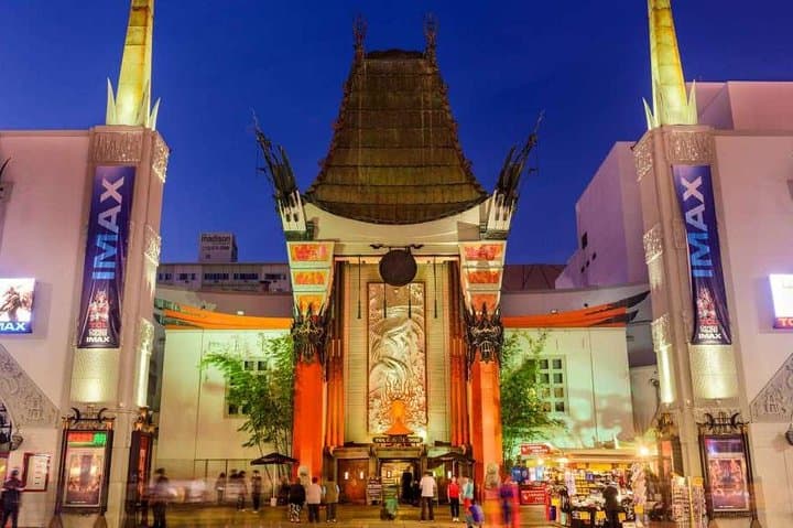 Private Hollywood & Beverly Hills Limo Tour with Open Bar — 6-Hour Customized Ride