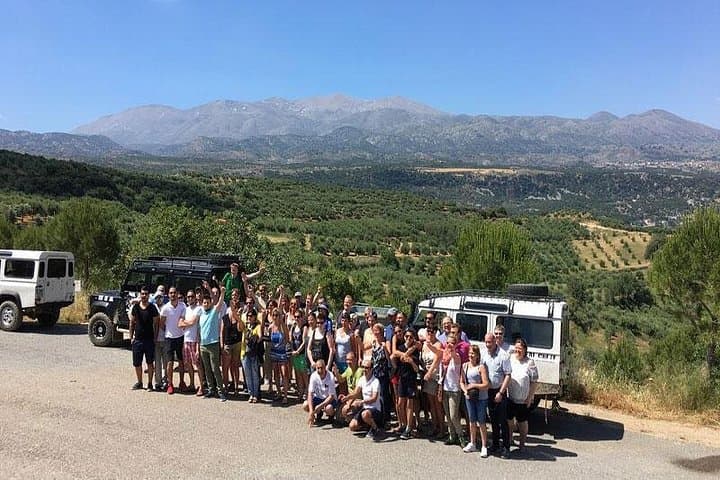 Land Rover Safari in Crete: Shepherd's Hut & Traditional Cheese-Making Day Tour