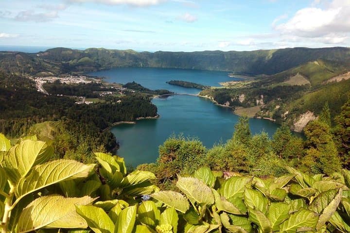 Seven Cities & Lagoa do Fogo Full-Day Tour — Sete Cidades, Caldeira Velha & Thermal Springs photo 1