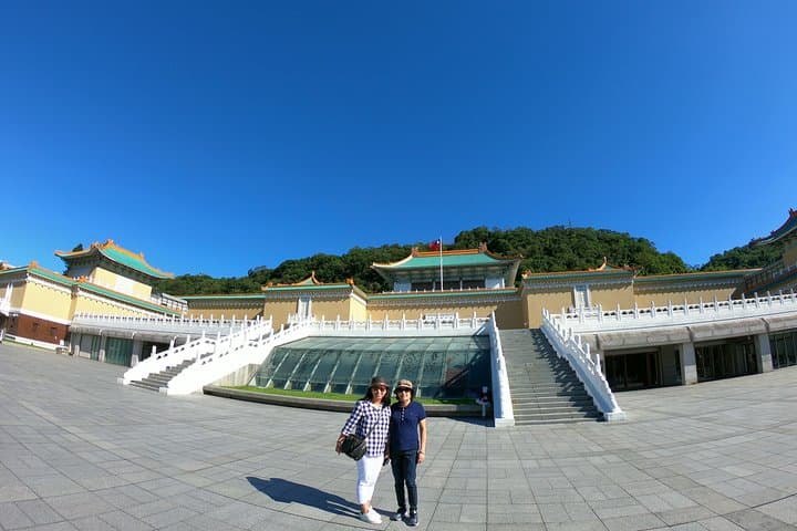 Full-Day Private Taipei City Tour — Custom 8-Hour Private Itinerary photo 5