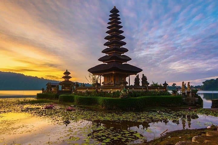 Northern Bali in a Day: Jatiluwih, Ulun Danu & Banyumala Waterfalls photo 2
