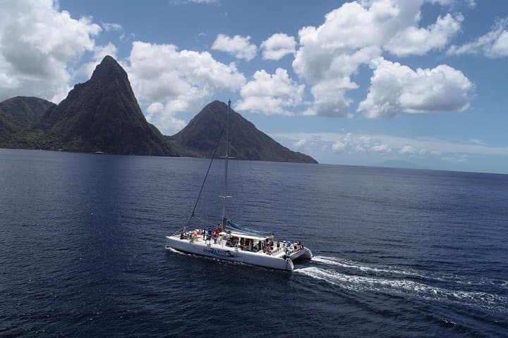 Hop & Drop Soufriere Transfer: Half-Day Boat Ride with Snorkel Stop photo 2