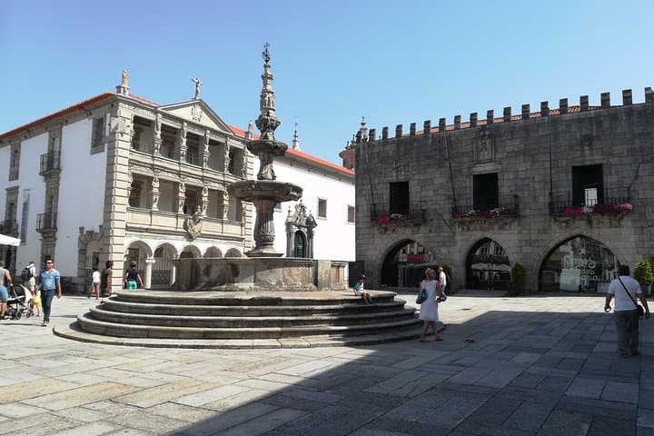 Minho Coast Private Day Tour: Viana do Castelo, Vila Nova de Cerveira & Moledo