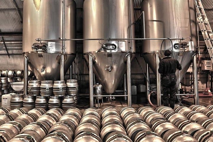 Las Vegas Party Bus Brewery Tour: 3 Craft Breweries & Flights photo 2