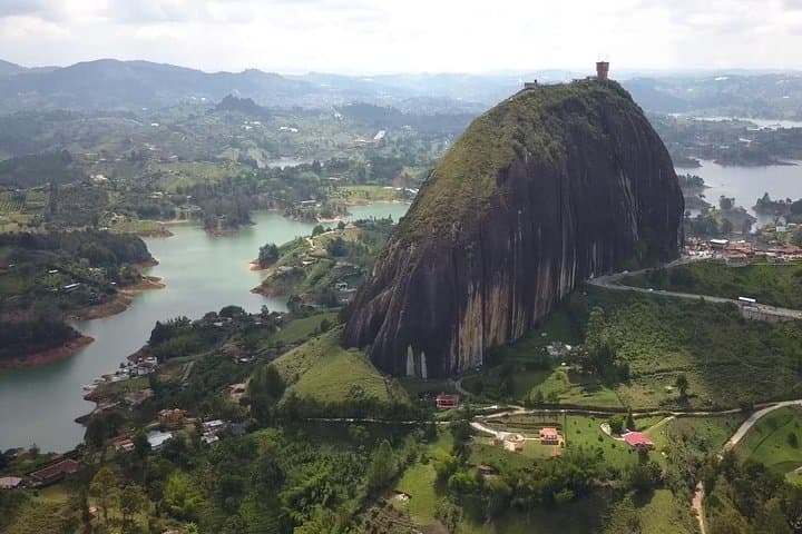 Guatape Private Tour: El Peñón, Colorful Town & Optional Paragliding photo 6