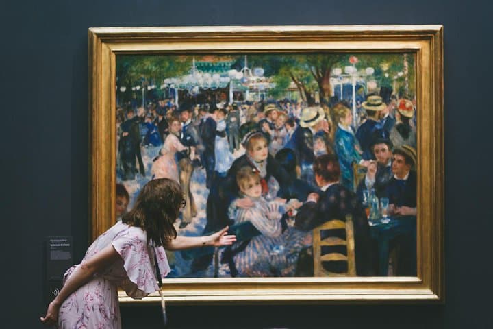 Half-Day Semi-Private Louvre & Musée d'Orsay Guided Tour in Paris