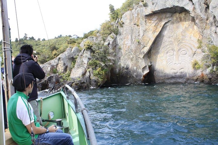 Lake Taupo Māori Rock Carvings Scenic Cruise on the Ernest Kemp photo 3