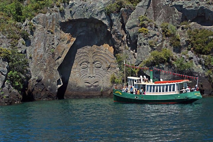 Lake Taupo Māori Rock Carvings Scenic Cruise on the Ernest Kemp
