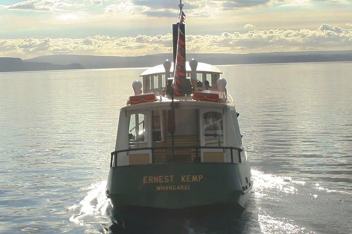 Lake Taupo Māori Rock Carvings Scenic Cruise on the Ernest Kemp photo 5