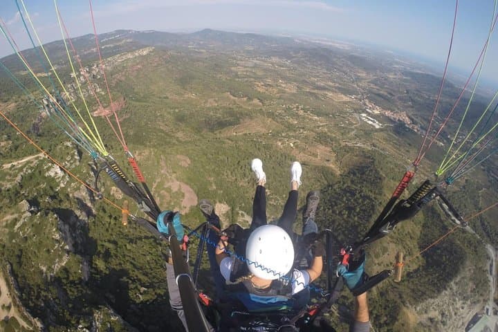 Paragliding Over the Mussara Mountains: 20-Min Tandem Flight from Salou with Hotel Pickup photo 2