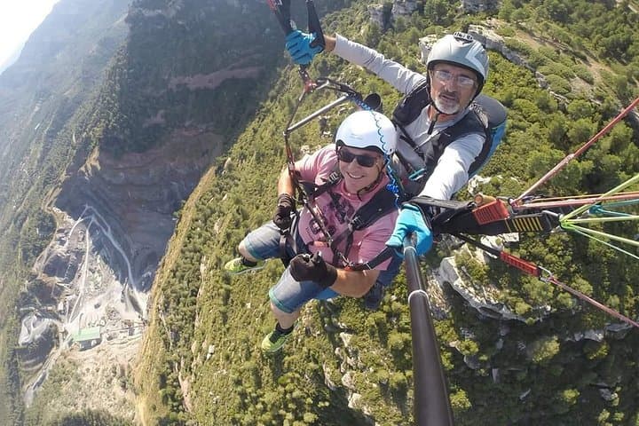 Paragliding Over the Mussara Mountains: 20-Min Tandem Flight from Salou with Hotel Pickup photo 4