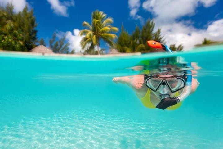 Pattaya Coral Island Day Trip: Snorkel, Parasail & Beach Lunch photo 3