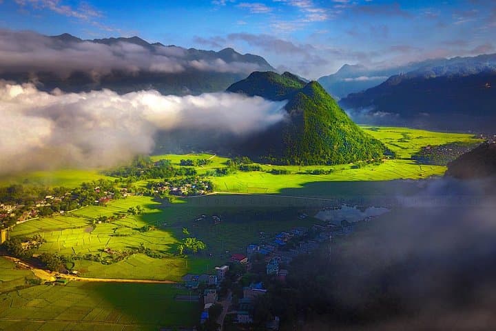 Pu Luong to Halong Bay: 6-Day Trek, Cycle and Cruise from Hanoi
