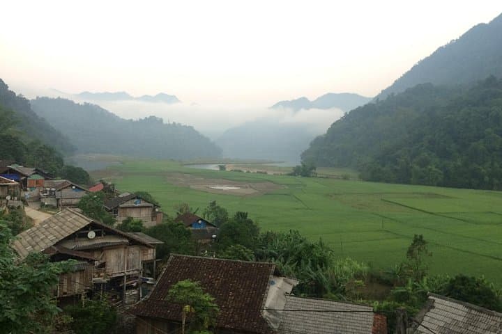 Five-Day Northern Vietnam Private Tour from Hanoi — Ba Be, Ban Gioc & Dong Van photo 2