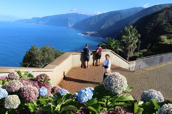 Northwest Madeira 4x4 Tour — Volcanic Pools, Levadas & Clifftop Views photo 6