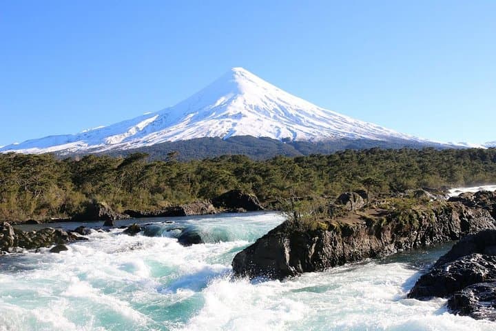 Osorno Volcano and Petrohué Falls: Full-Day Day Trip from Puerto Varas photo 3