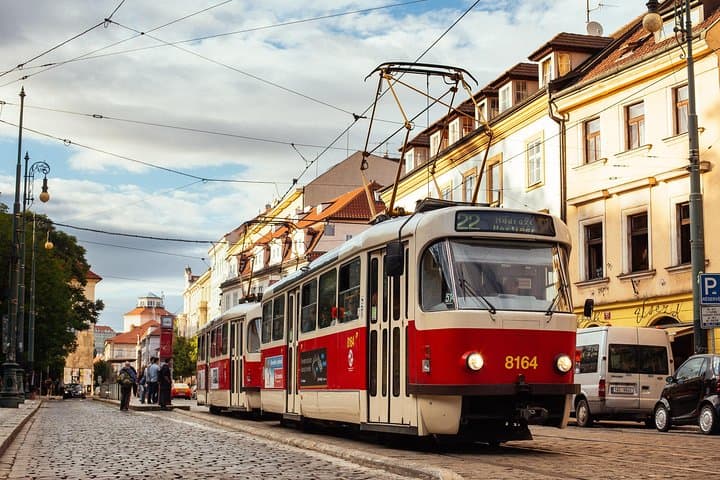 90-Minute Private Prague City Kickstart Tour — Local Guide Walking Orientation