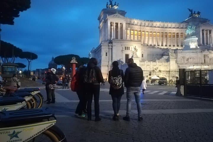 Rome by Night E-Bike Tour with Pizza Option — Sunset Sights & Easy Riding photo 5