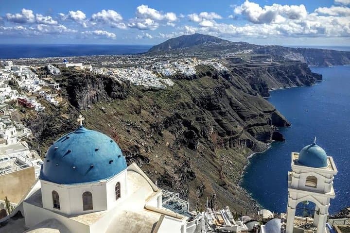 Santorini 5-Hour Small-Group Sightseeing Tour — Oia, Imerovigli & Black Sand Beaches photo 2