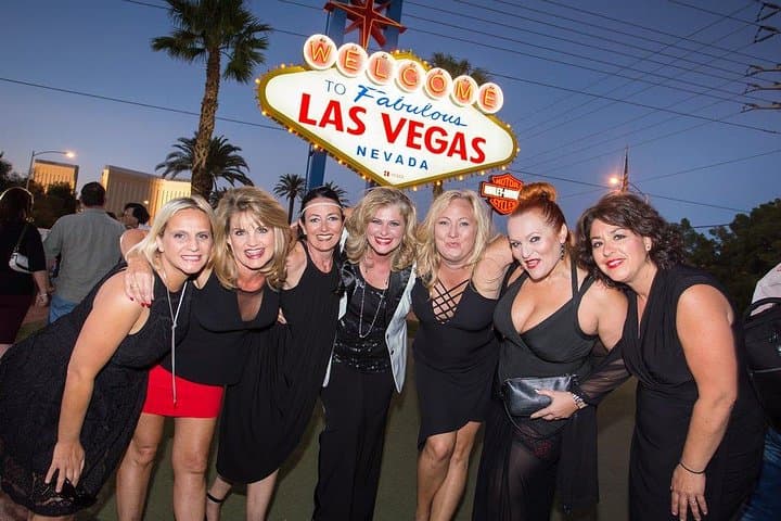 las-vegas-strip-suv-stretch-limo-photo-tour photo 5
