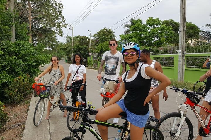 Bangkok Bike & Boat Tour: Canals, Temples and Local Lunch photo 3