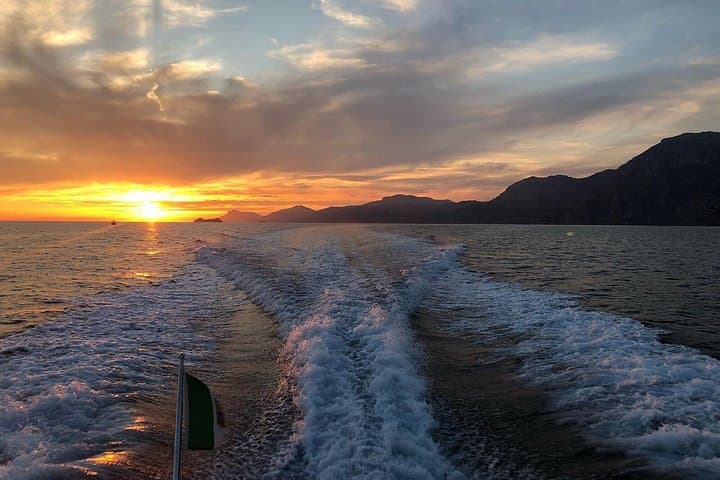 Amalfi Coast Sunset Cruise: Positano to Amalfi Evening Boat Tour photo 4