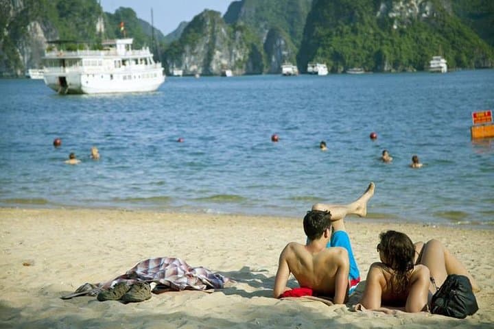 2-Day Halong Bay Cruise — Kayak Lan Ha Bay & Explore Caves photo 3
