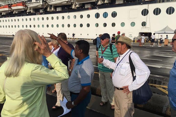 Colombo Shore Excursions: Full-Day City, Beach & Ruins Tour