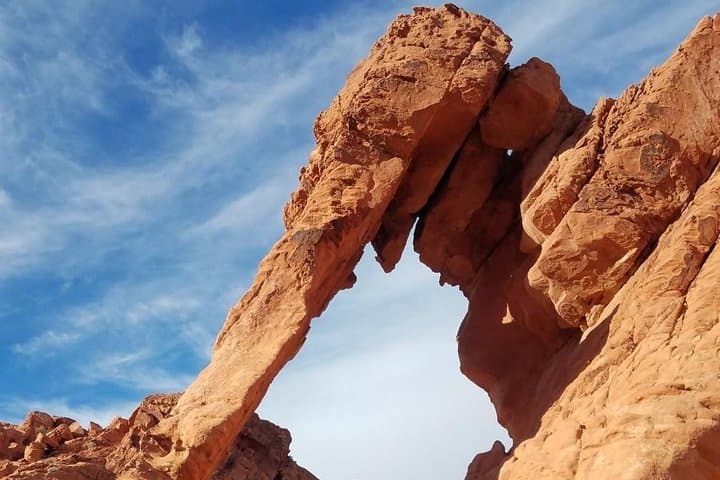 Valley of Fire State Park Day Hike from Las Vegas — Red Rock Trails & Petroglyphs photo 6