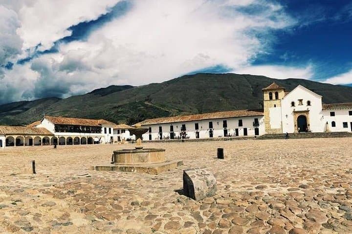 Villa de Leyva & Ráquira Day Trip: Colonial Plaza, Ceramics Markets and Andean Countryside photo 4