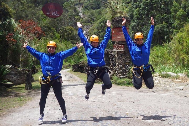 Canyoning at Chamana and Río Blanco Waterfalls — Half-Day Baños Adventure