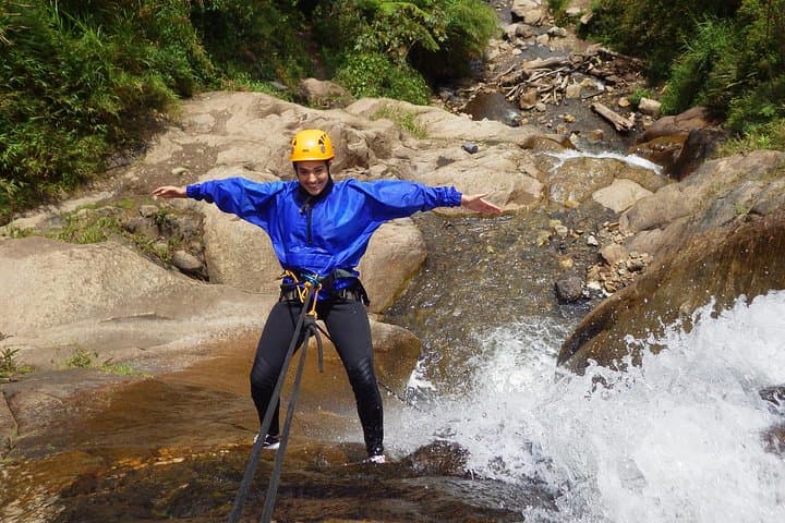 Canyoning at Chamana and Río Blanco Waterfalls — Half-Day Baños Adventure photo 3