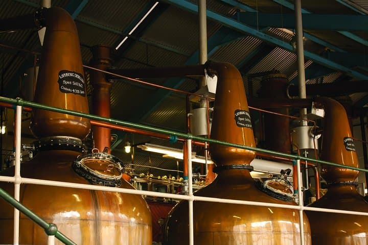 4-Day Islay Whisky Tour from Edinburgh — Distilleries, Ferry Crossings & Bowmore Stays photo 4