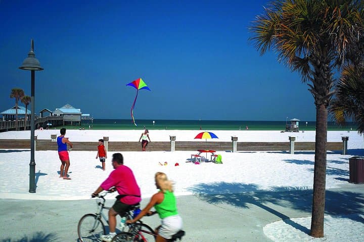 Sea Screamer Speedboat Cruise and Clearwater Beach Day Trip photo 2