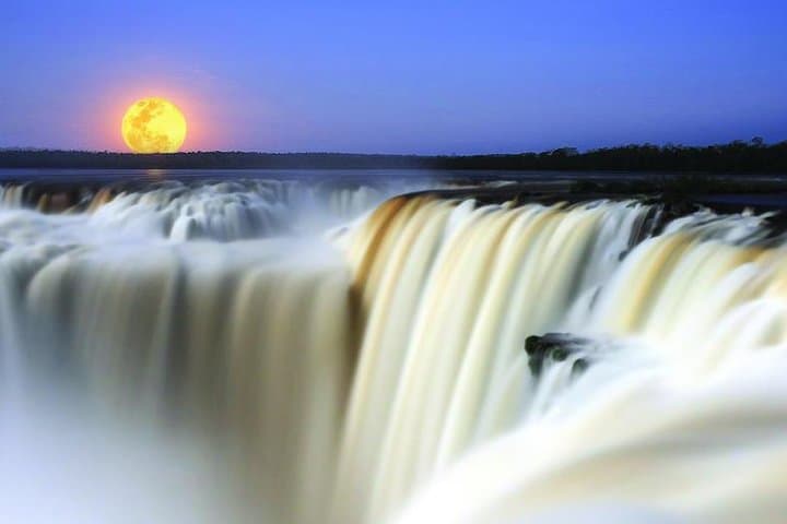 Full-Moon Trek at Iguazu Falls: Devil's Throat Night Tour photo 4