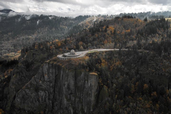 Columbia River Gorge Scenic Air Tour — Vista House & Canyon Flight photo 5