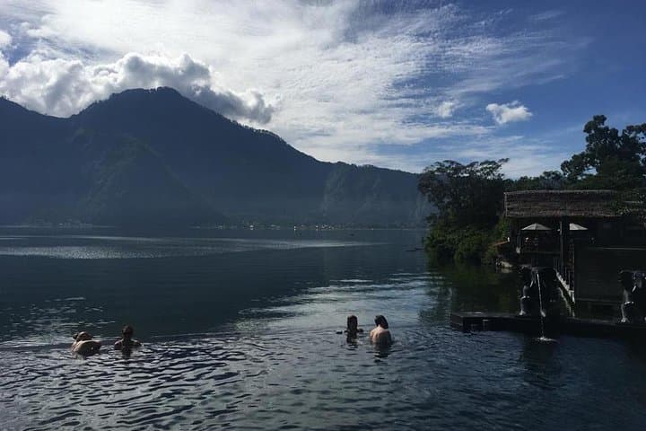 Unforgettable Sunrise Trekking Adventure on Mount Batur photo 5