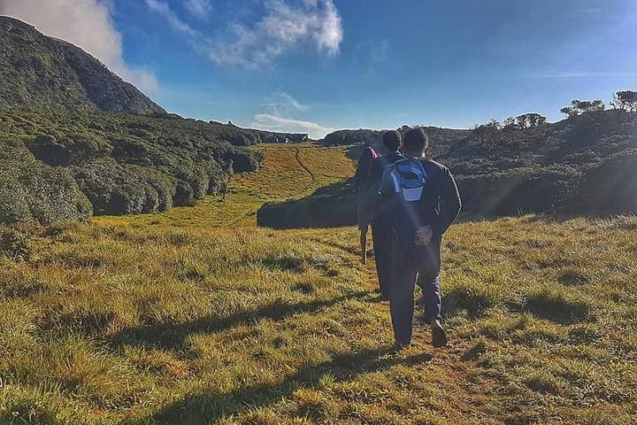 Chariot Path Hiking: Two-Day Trek to Ravana's Plain Near Pussellawa