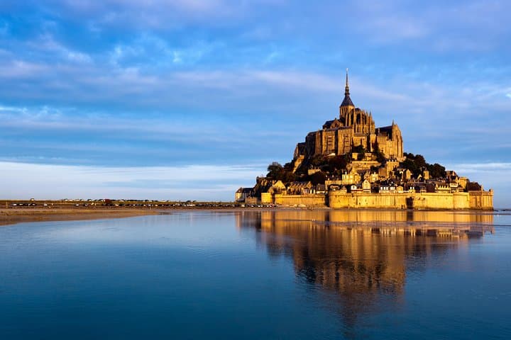 Private Mont Saint-Michel Day Tour from Bayeux: Abbey, Tides & Coastal Views photo 1