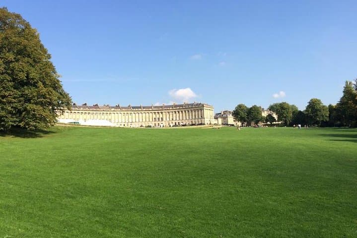 Stonehenge and Bath Day Tour from London — Explore the Stone Circle and Roman Baths photo 4