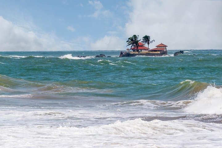 Colombo to Galle Shore Excursion: Moonstones, Seenigama Temple & Hikkaduwa Marine Sanctuary photo 6