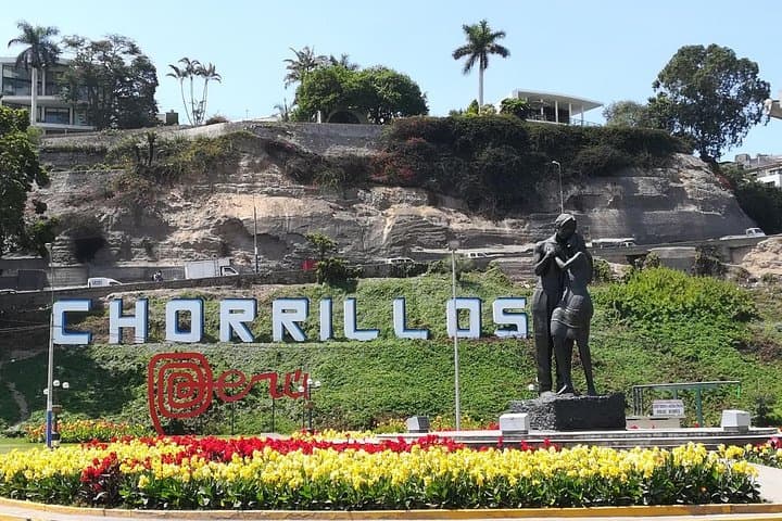 Cliffside Cycling in Lima: El Morro & Jesus Statue Bike Tour photo 4