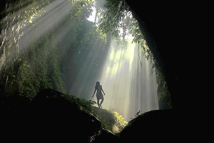 Inside Bali: Tukad Cepung Waterfall, Tegalalang Rice Terraces & Tirta Empul Day Trip photo 3