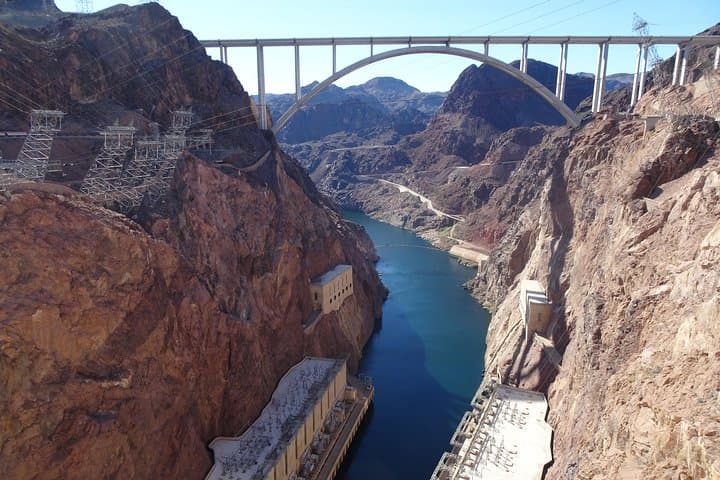 Hoover Dam & Lake Mead Small-Group Tour from Las Vegas: History, Views, and Practical Tips