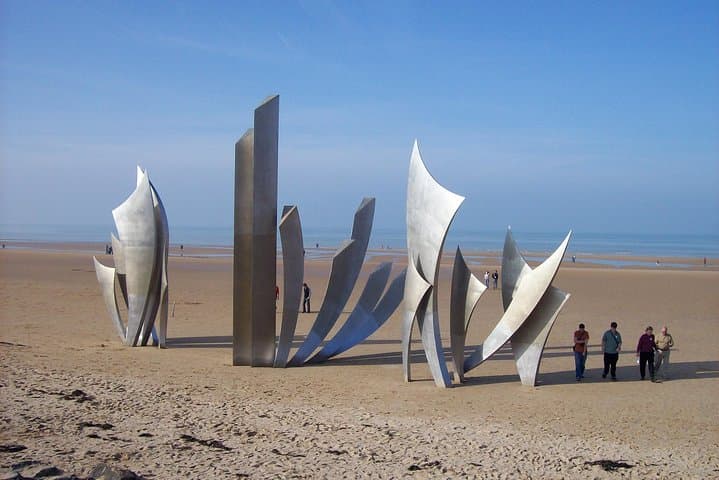 Explore Normandy's Historic D-Day Beaches: A Private Tour from Bayeux photo 3