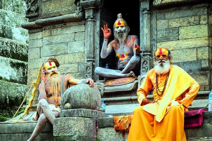 Celebrate Holi in Varanasi: Private Sunrise Boat Ride, Temple Walk & Breakfast photo 1