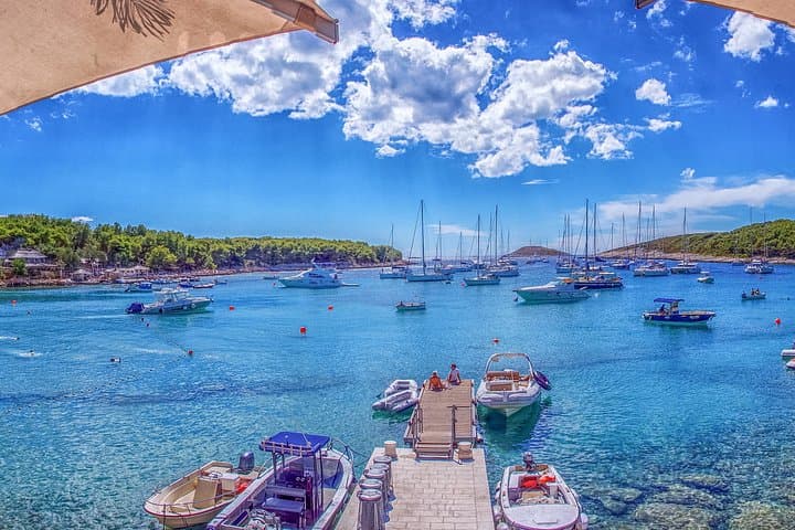 Private Speed Boat Tour to Blue & Green Caves from Hvar photo 5